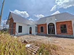 Proses pembinaan rumah atas tanah
